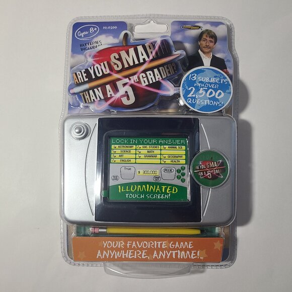 Are You Smarter Than a 5th Grader Hand Held Electronic Game 2007 New/Sealed - Picture 1 of 3
